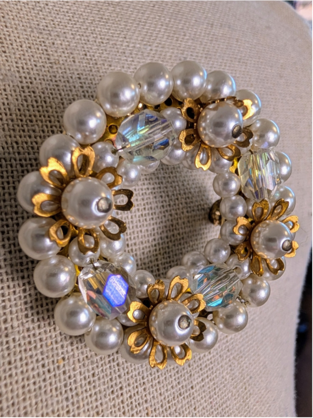 VTG Japan Faux Pearl Wreath Brooch Aurora Borealis Crystal GoldTone Brooched